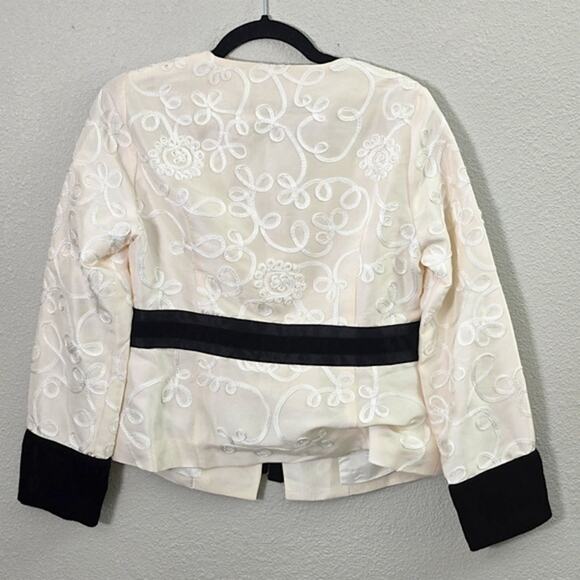 Neiman Marcus Women’s Jacket Romantic Parisian Evening Embroidered Silk Frog S - Picture 2 of 14